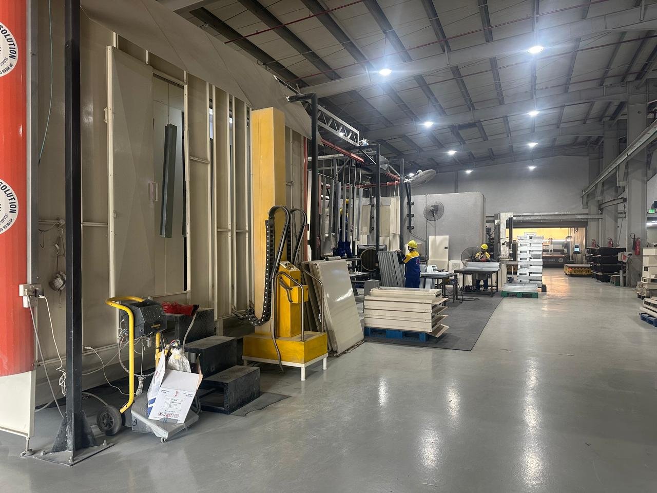 Powder-coating line before curing
